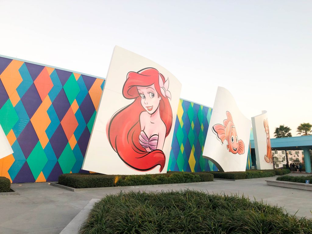 art of animation resort - little mermaid and flounder