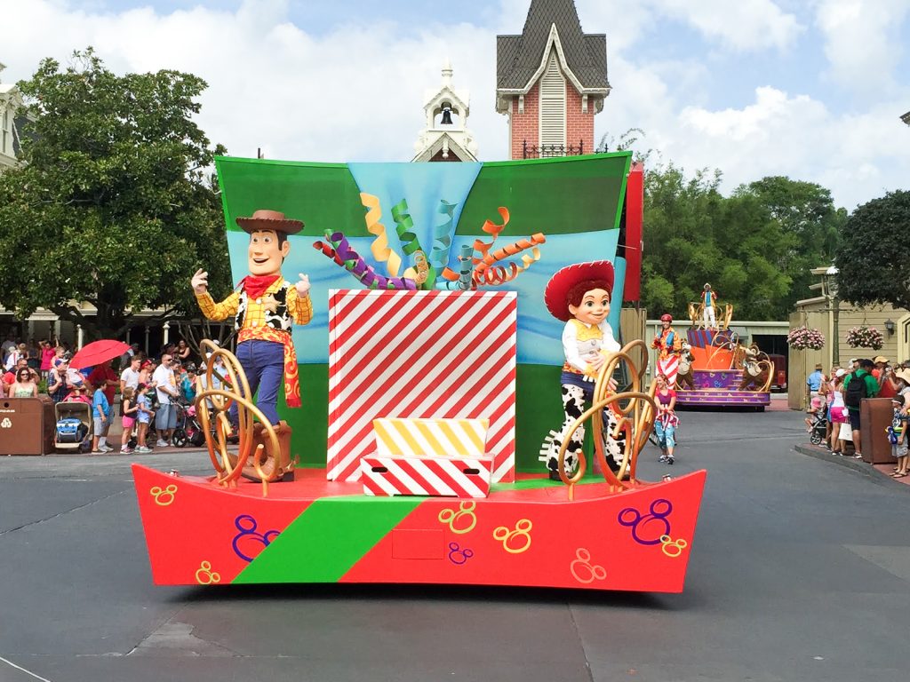 woody and Jessie parade