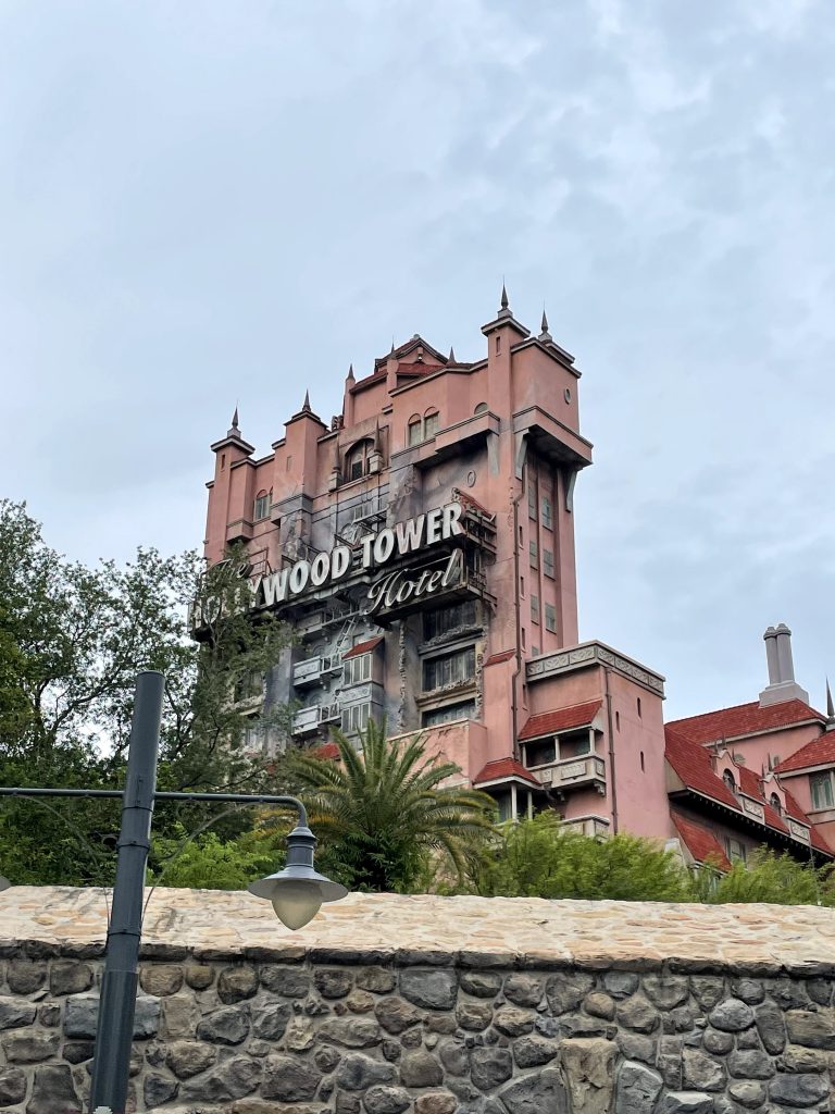Hollywood tower and lamppost