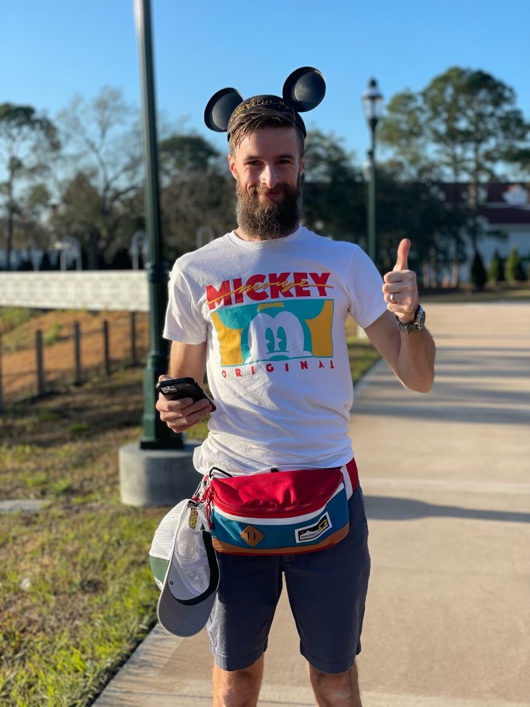 disney dad in fanny pack