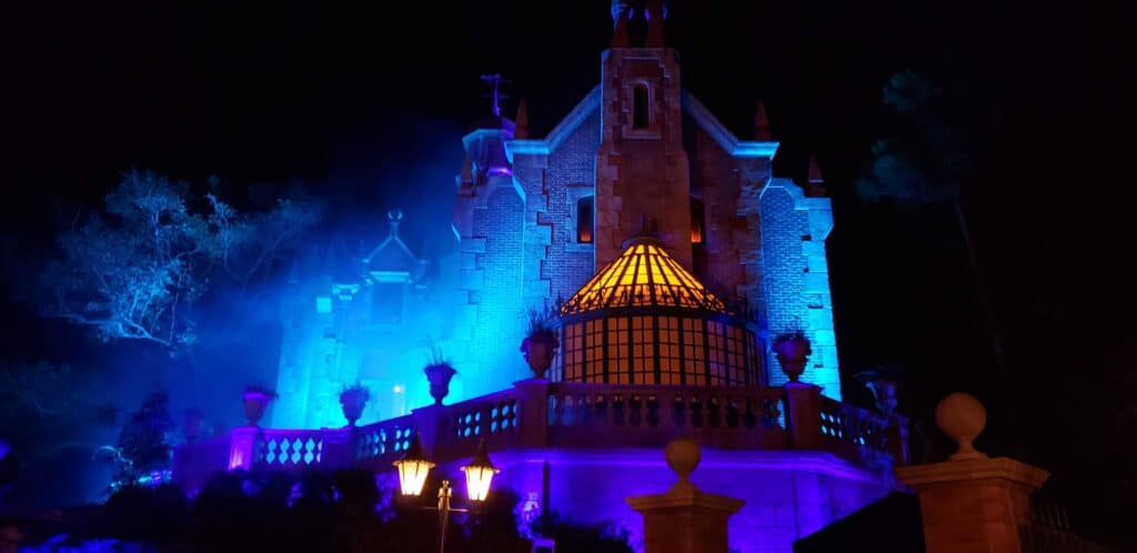 magic kingdom haunted mansion