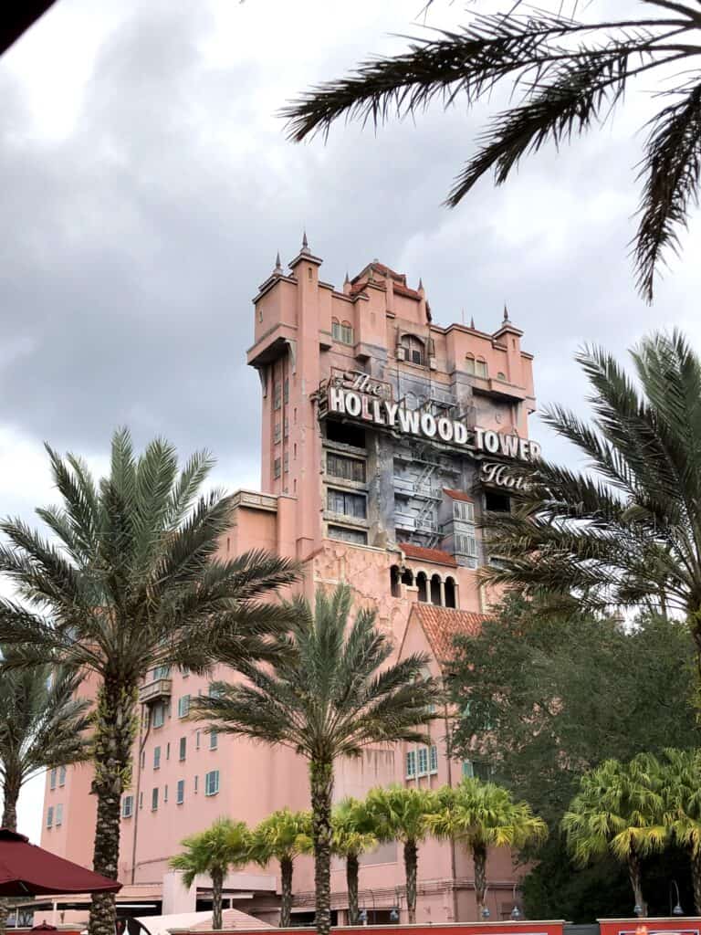 the hollywood tower of terror attraction at disney world