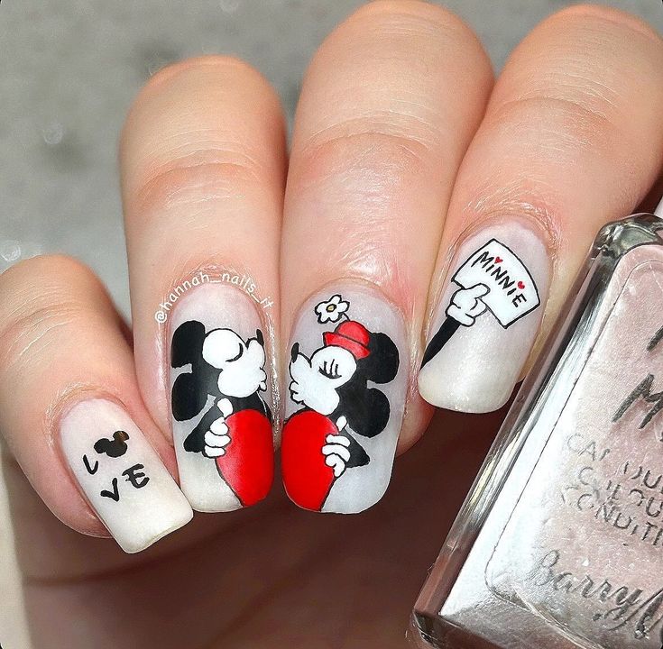 mickey and minnie in love nails