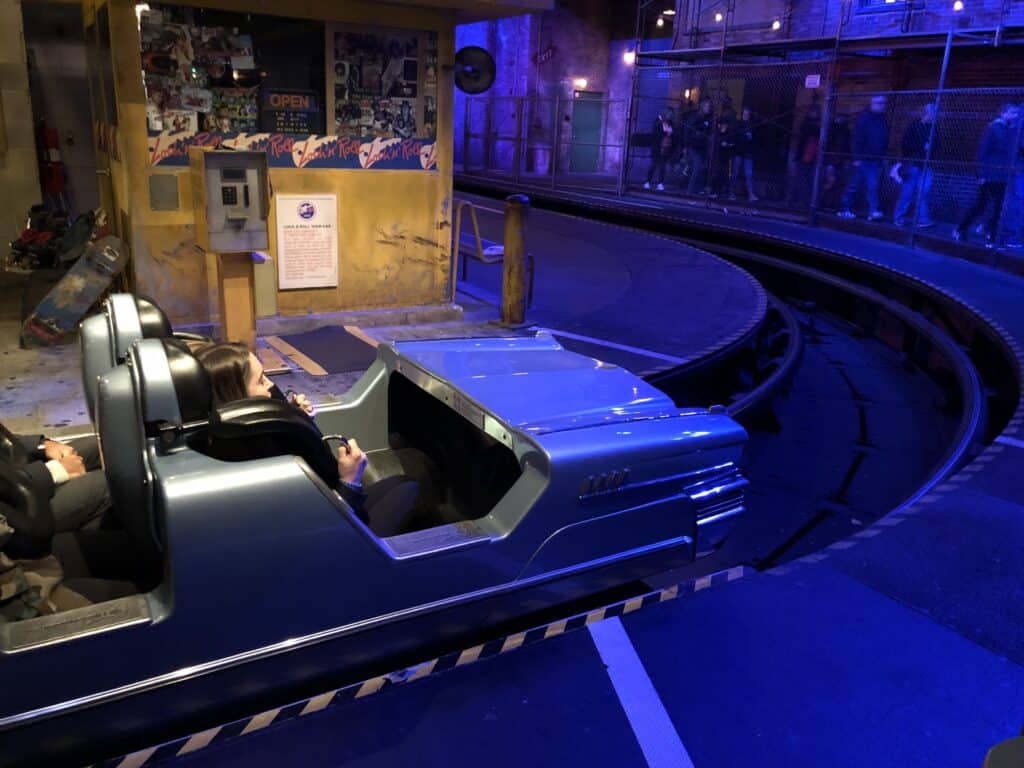 aerosmith rockin roller coaster cars hollywood studios