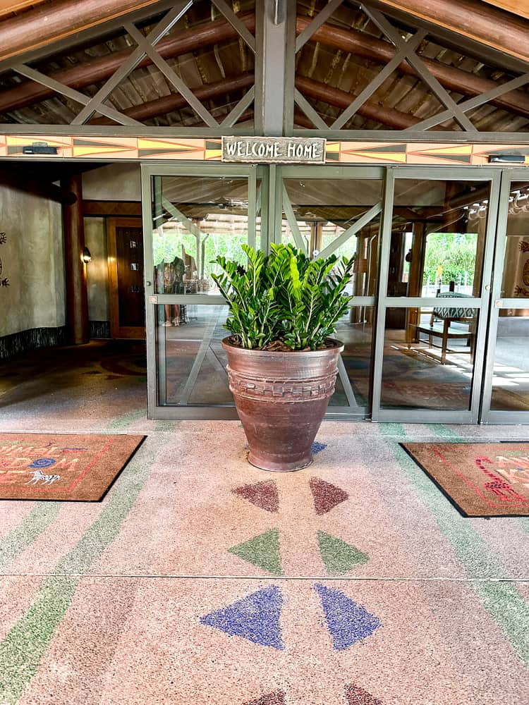 welcome home sign at animal kingdom lodge