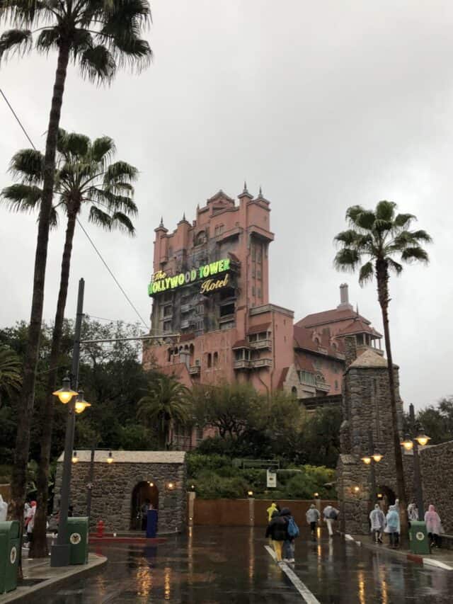 hollywood studios in rain