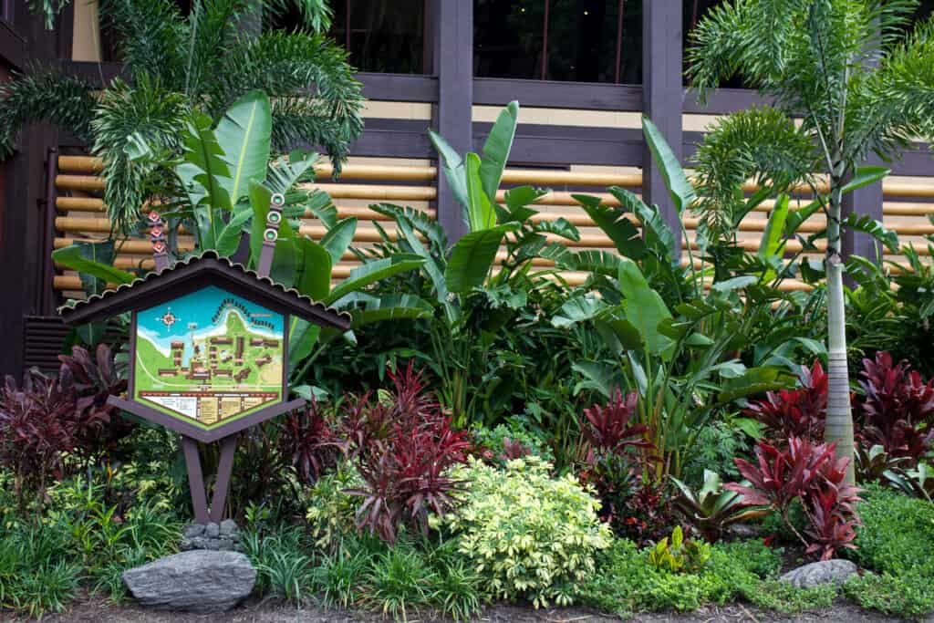 Disney's Polynesian Resort landscaping and map