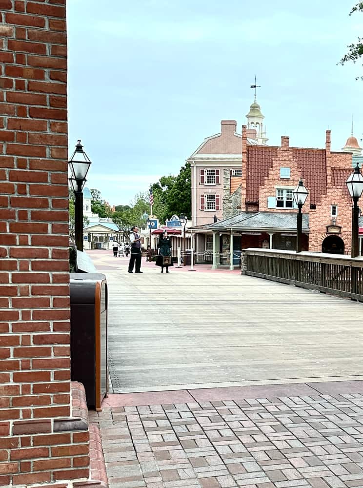 Adventureland rope drop magic kingdom