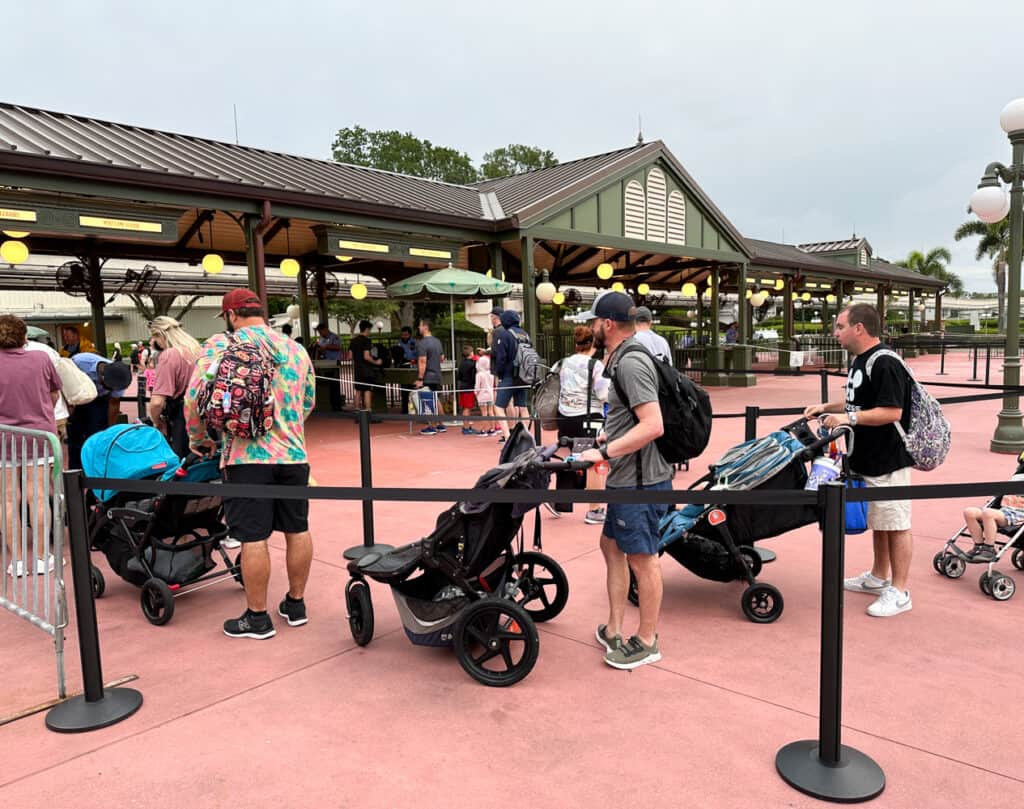 stroller line at walt disney world