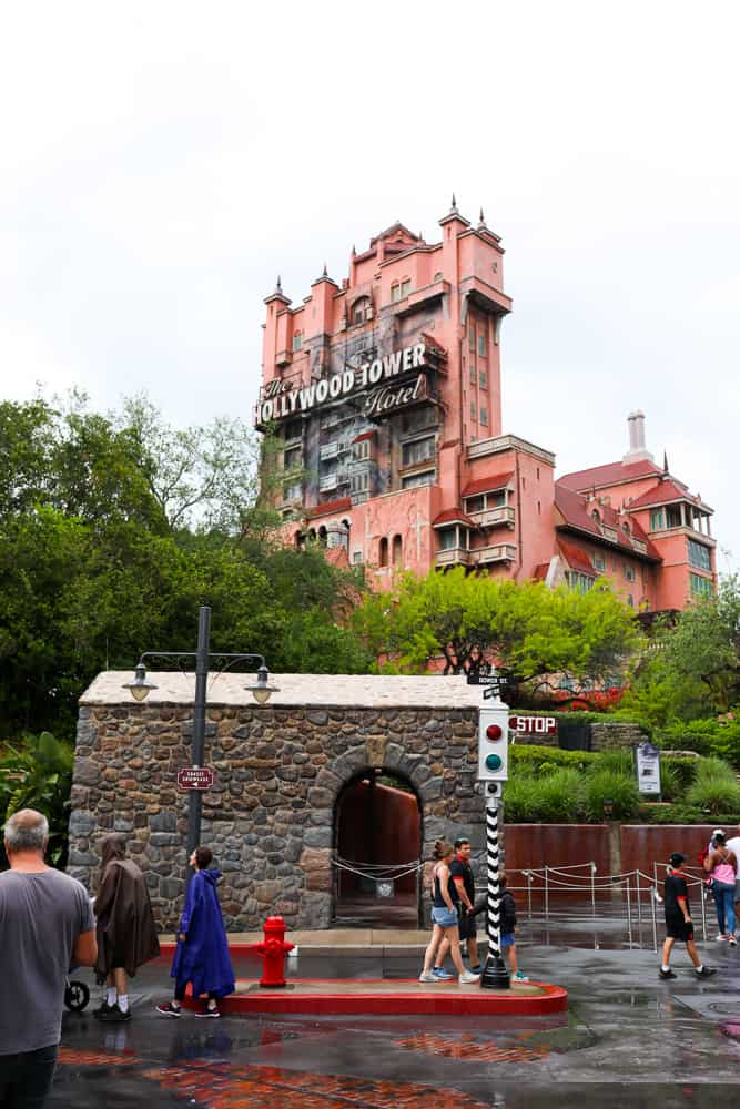 Hollywood Tower of Terror attraction 