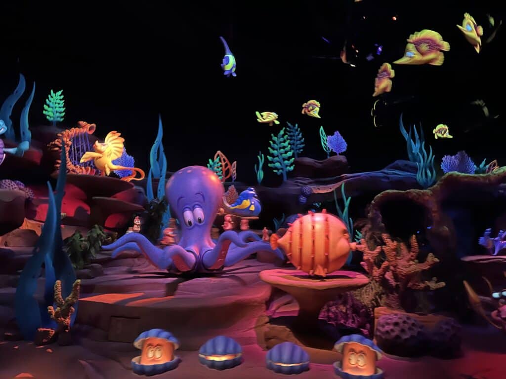 Under the sea attraction
