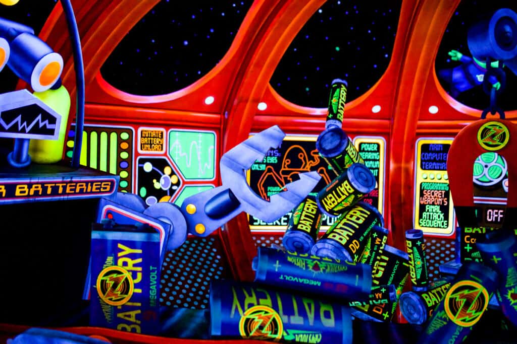 batteries Buzz Lightyear's Space Ranger Spin