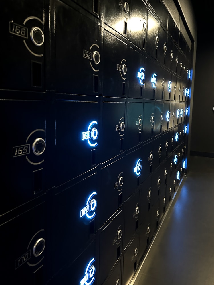 lockers for tron ride