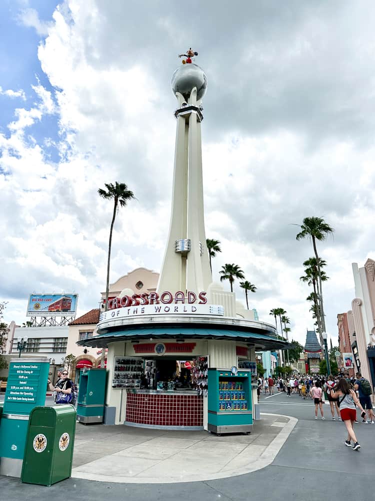 crossroads of the world hollywood studios