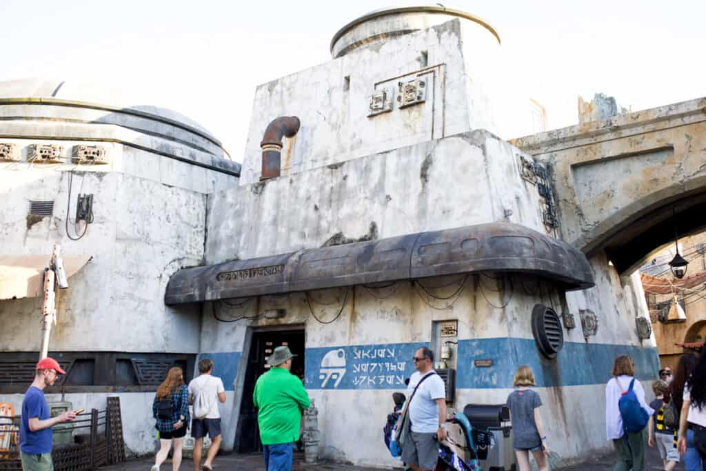 droid depot at Galaxy's Edge