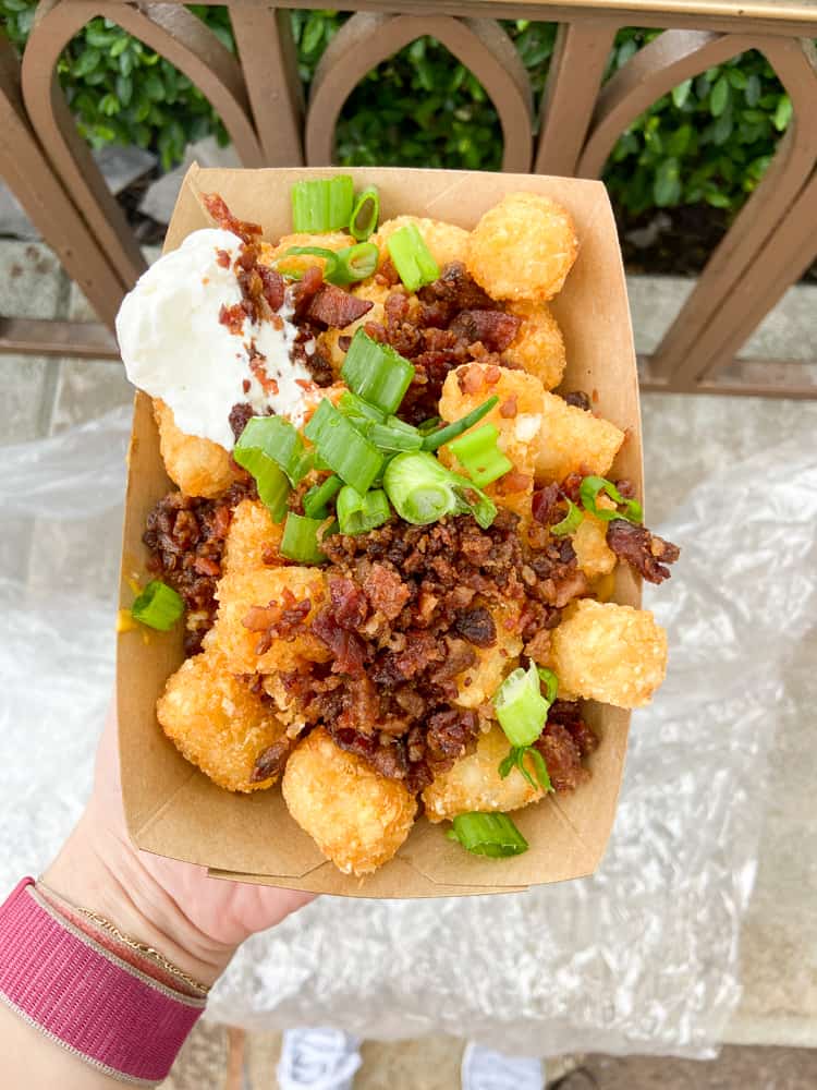 Creamy Bacon Macaroni and Cheese Tater Tots