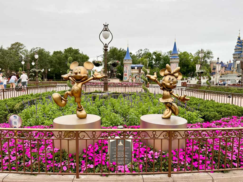 Mickey and Minnie Gold Statue