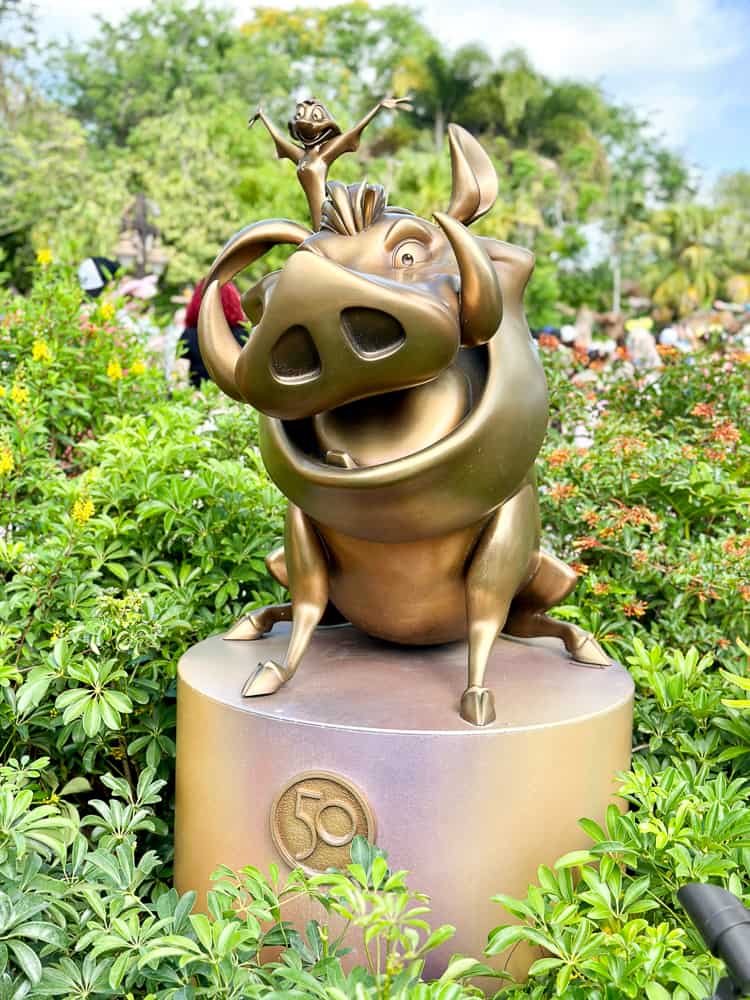 pumba and Timon gold statue