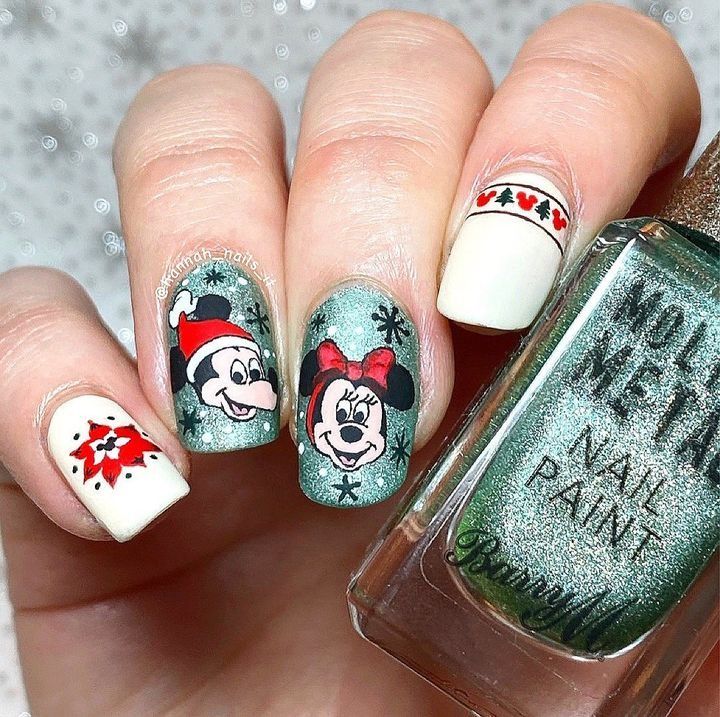 mickey and minnie at christmas